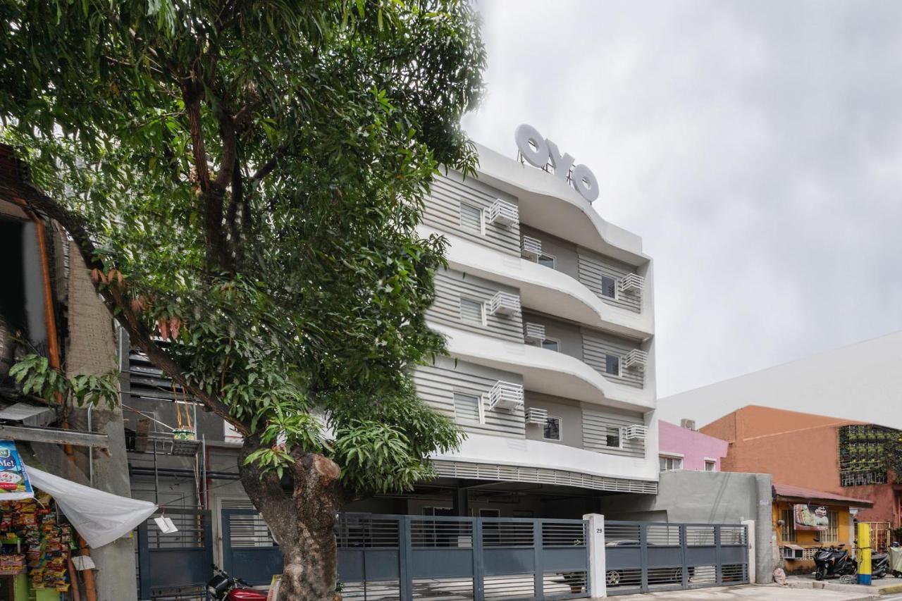 Super Oyo 515 Finnex Hotel Mandaluyong Exterior photo