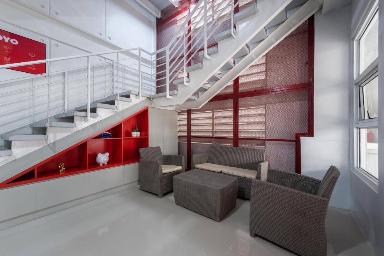Super Oyo 515 Finnex Hotel Mandaluyong Exterior photo